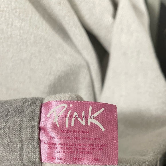 Victoria secret royal pink academy blanket - Picture 4 of 4